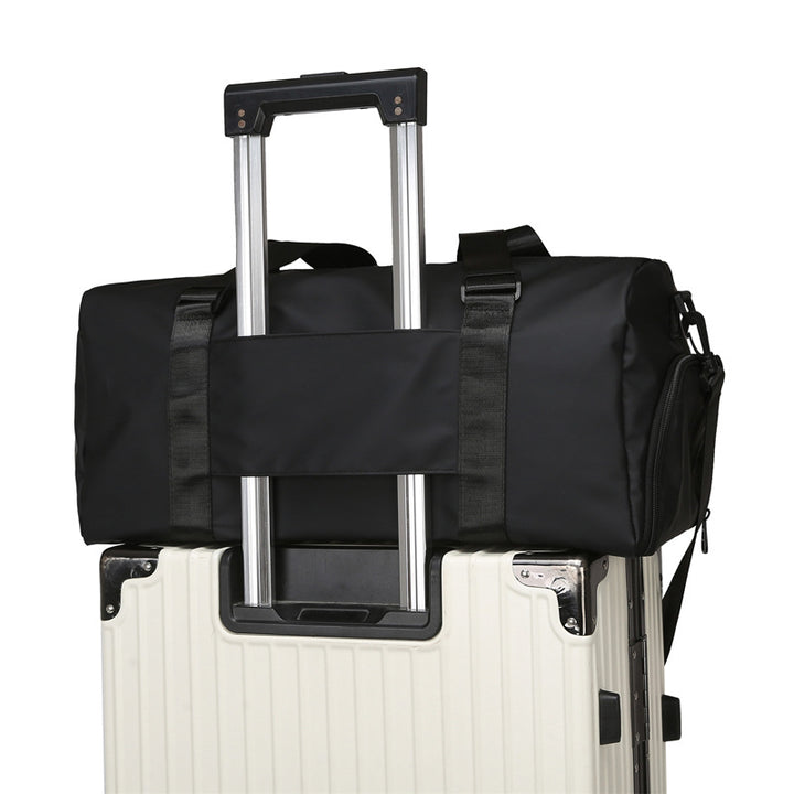 Sporty Travel Bag With Water-Repellent Material And Multiple Compartments Bowlift