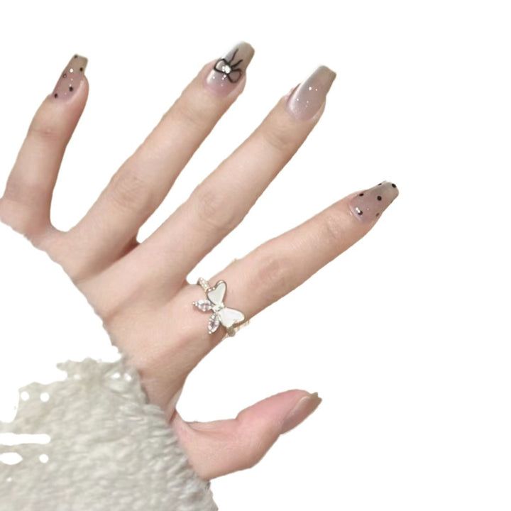 Artistic Butterfly-Design Press-On Nails Bowlift
