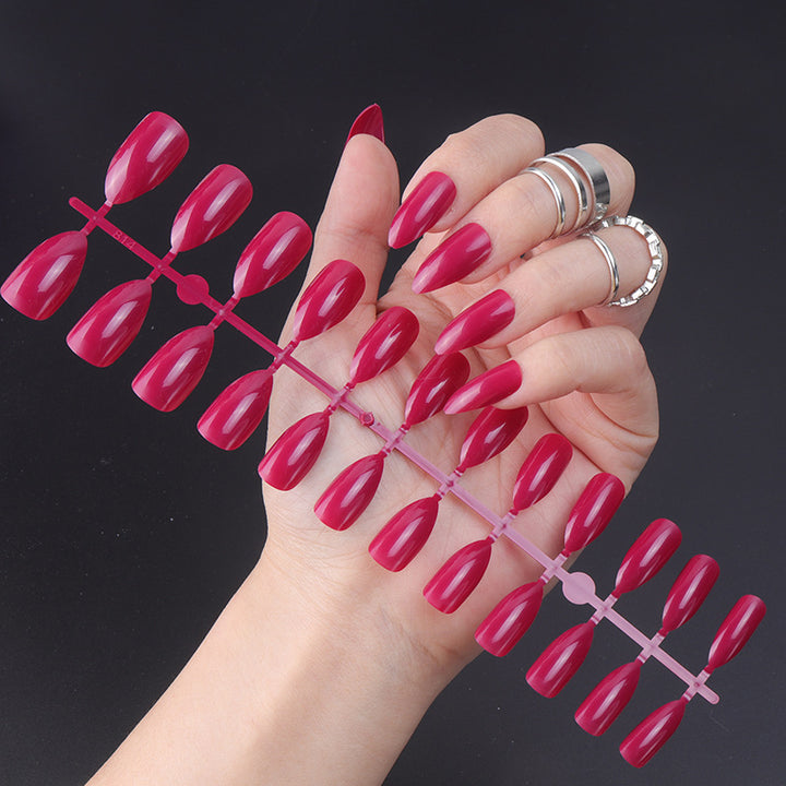 Stiletto Press-On Nails with Glossy Finish Bowlift