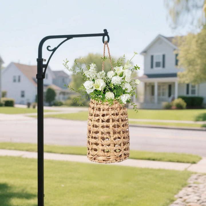 Handwoven basket with suspension device Bowlift