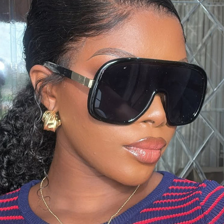Women's oversized sunglasses in elegant retro design Bowlift