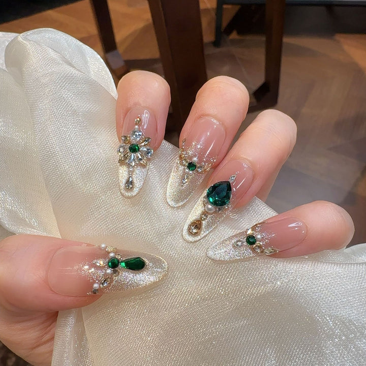 Luxurious Rhinestone Embellished Press-On Nails Bowlift