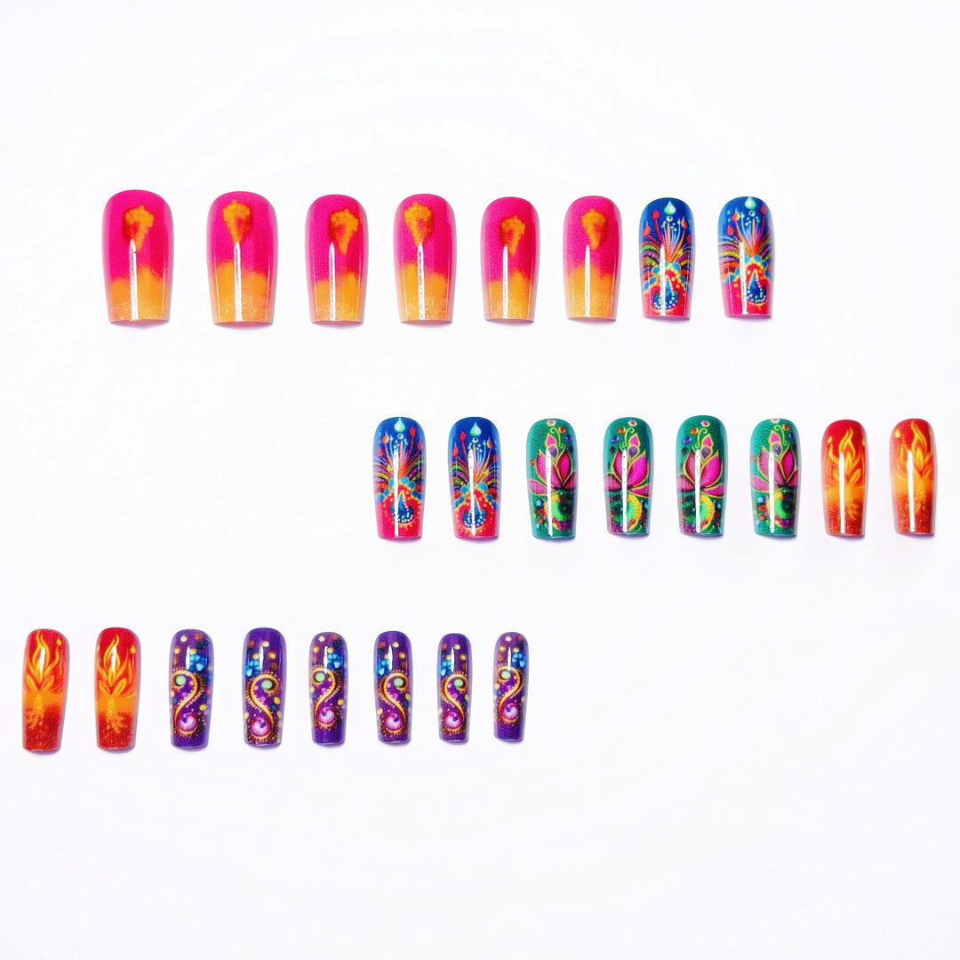 Artificial nails with eccentric ornament design Bowlift