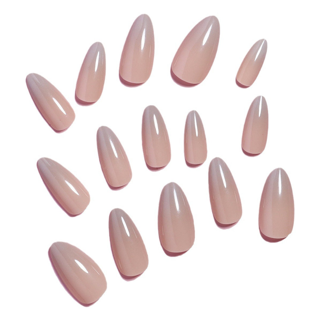 Natural Effect Press-On Nail Set Bowlift