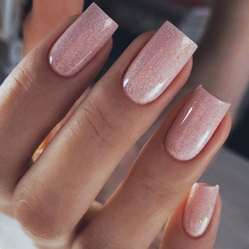 Glamorous Glittery Press-On Nail Tips Bowlift