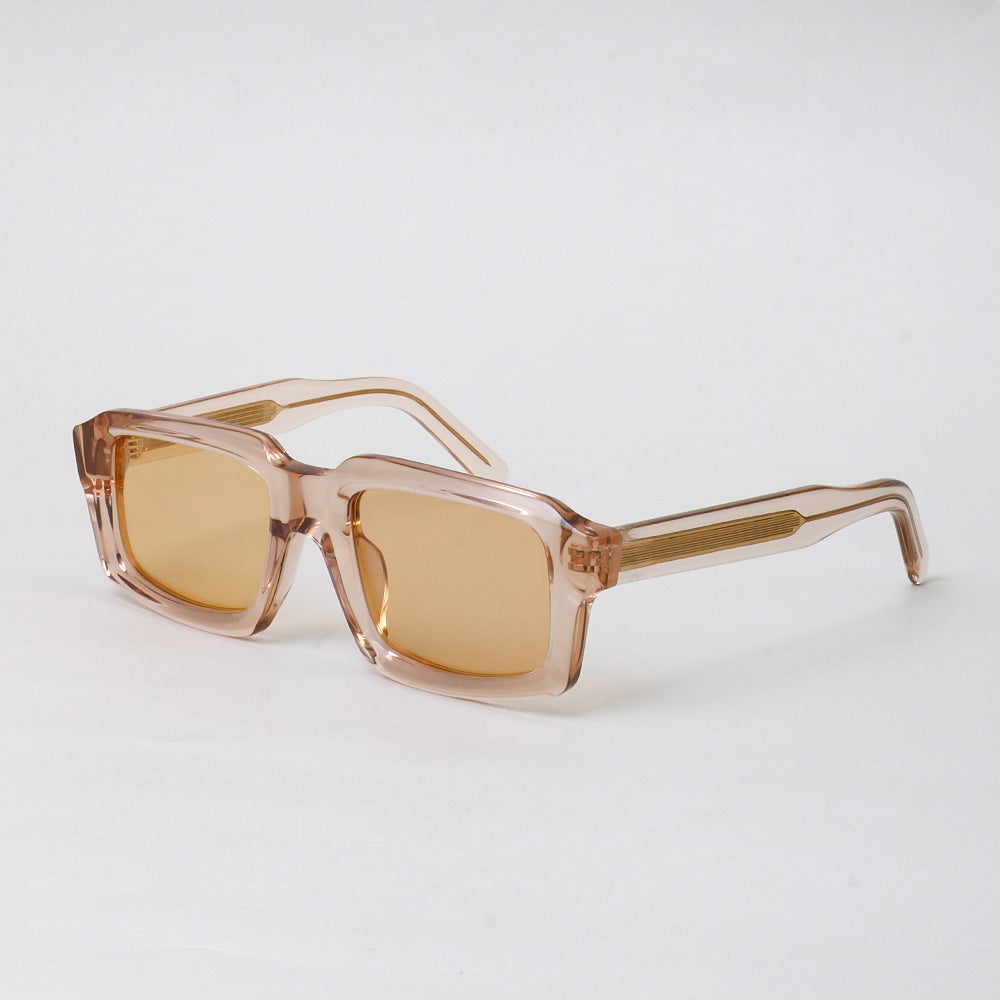 Women's sunglasses in a stylish and multifaceted design with a comfortable plastic frame Bowlift