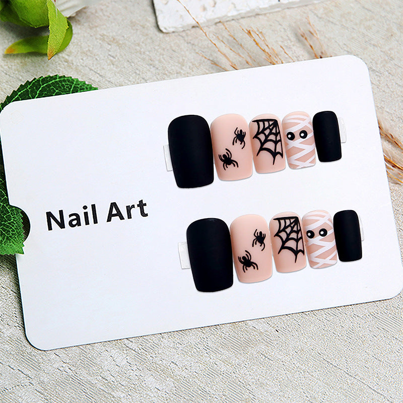Creative Halloween Nail Art Bowlift