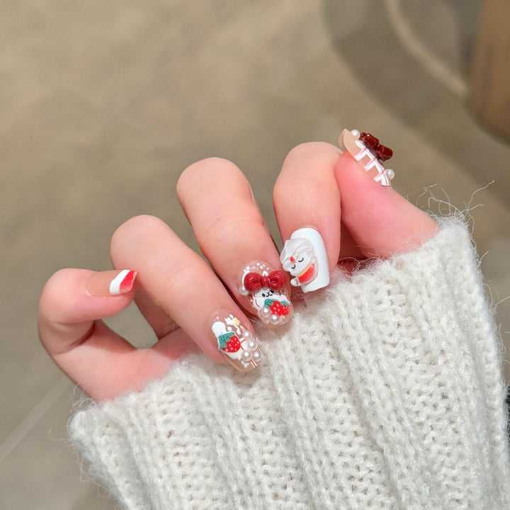 Elegant Foil and Floral Press-On Nail Set Bowlift