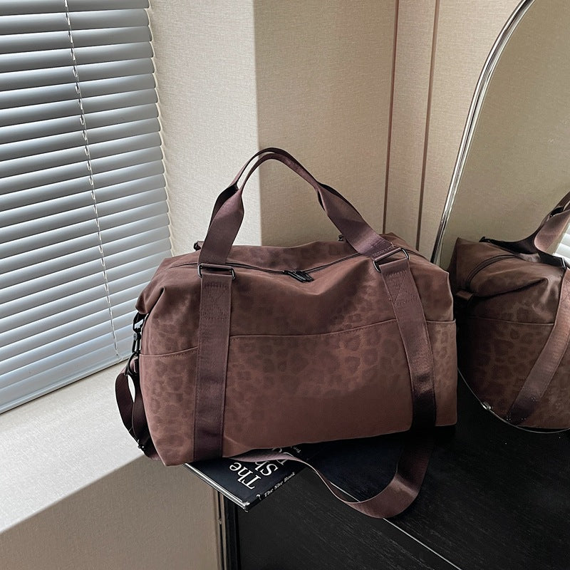 Stylish Athletic Duffle Bag Bowlift