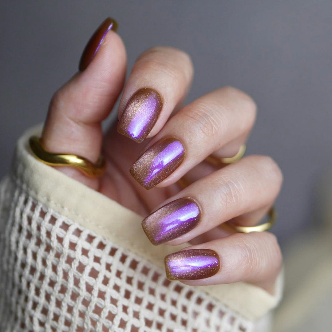 Artful Nail Art with Shimmering Gradient Bowlift