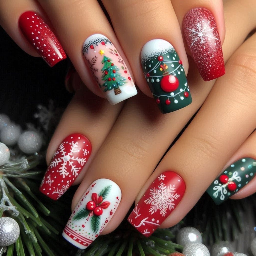 Festive artificial nails in Christmas design Bowlift