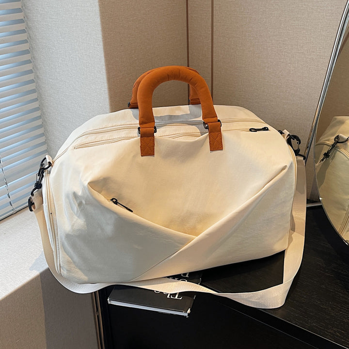 Sleek Minimalist Travel Duffel Bowlift