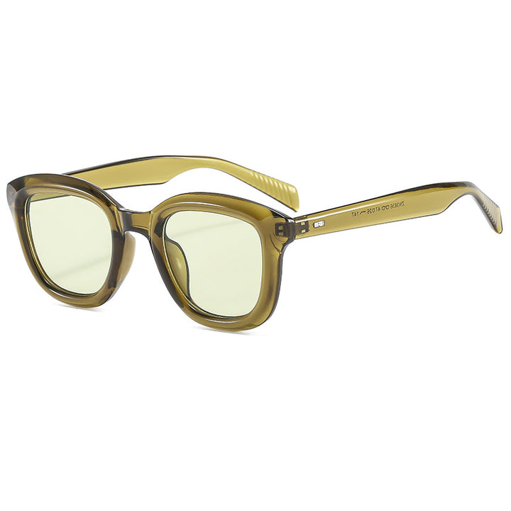 Women’s Fashion Sunglasses in Elegant, Transparent Design Bowlift