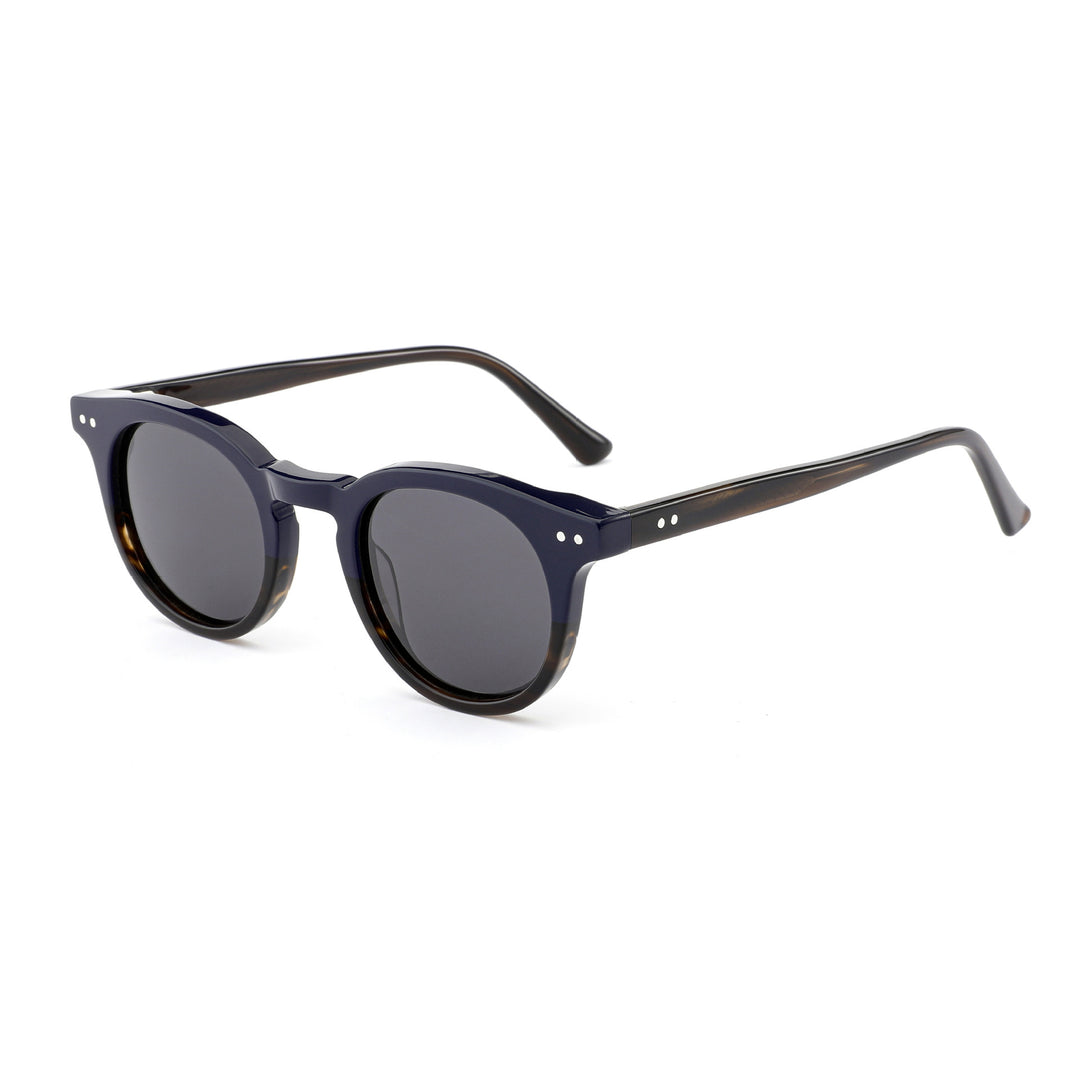 Ladies fashionable sunglasses in timeless style with sturdy frame Bowlift