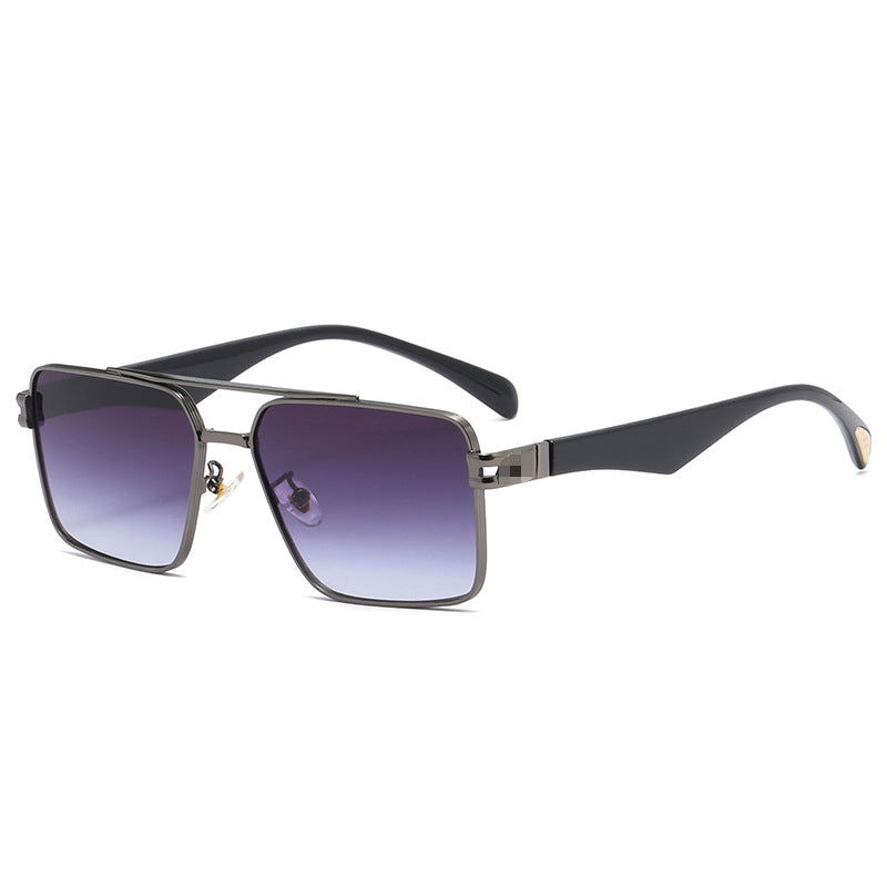 Women's Designer Sunglasses with Extravagant Metal Frame Bowlift