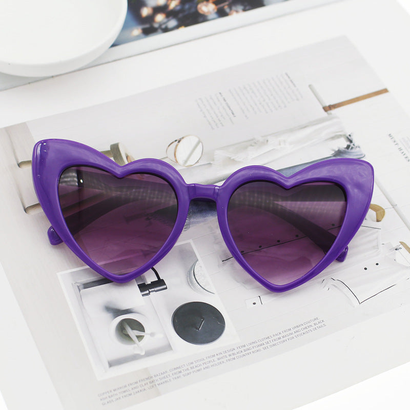 Women's Heart-Shaped Sunglasses with Glittering Frame Bowlift