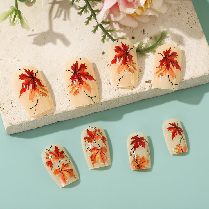 Artificial nails with autumn leaf patterns Bowlift