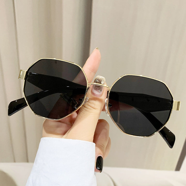 Women's fashionable sunglasses with high-quality rectangular frame and UV protection Bowlift