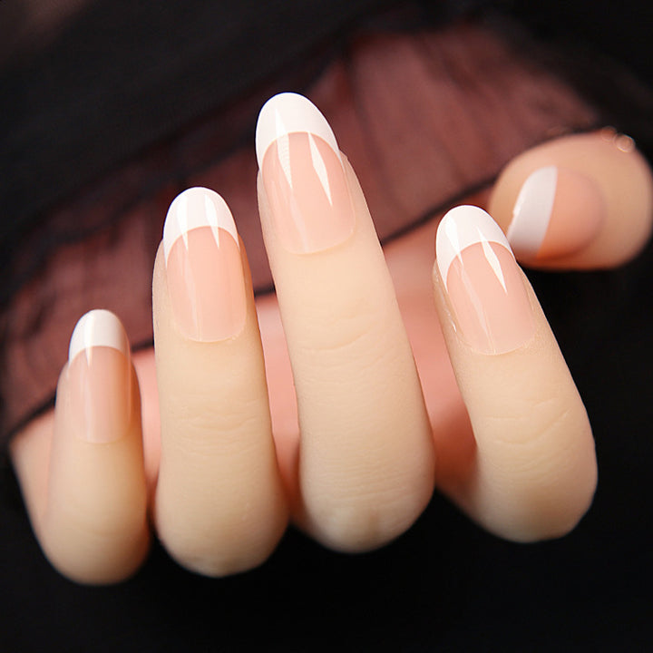 High-quality artificial nails in classic French Tip design Bowlift