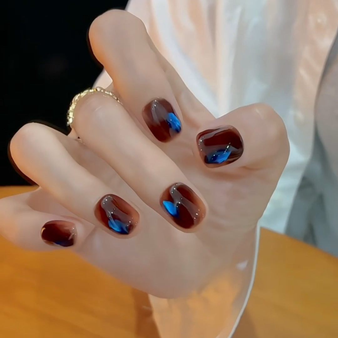 Artificial Nails in Modern Gradient Colors Bowlift