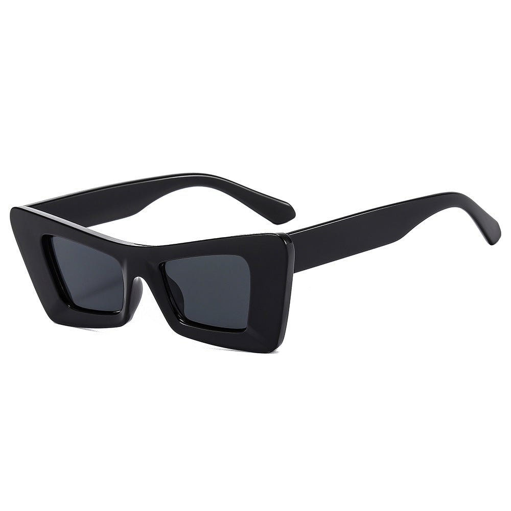 Ladies eye-catching designer sunglasses with modern prism frame Bowlift