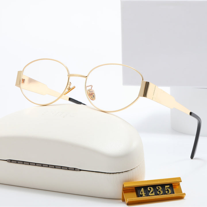Ladies Elegant Designer Sunglasses with Filigree Frame and UV Protection Bowlift