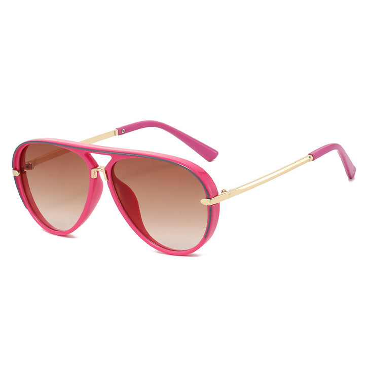 Elegant Aviator Sunglasses with Gold Accents Bowlift