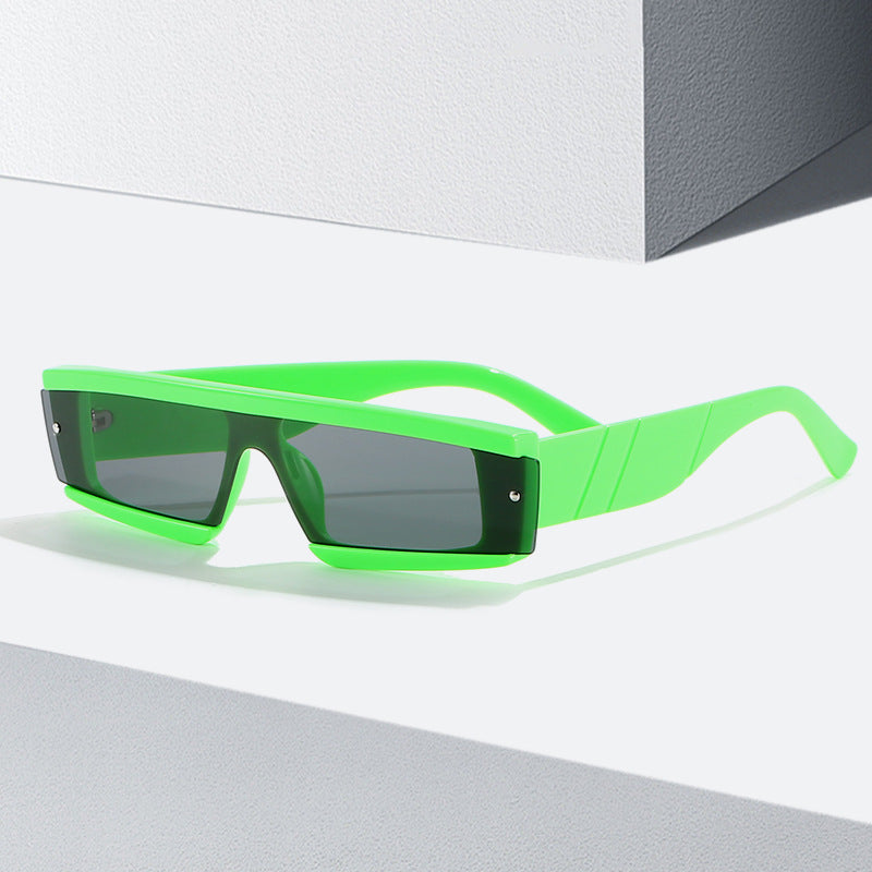Women futuristic sunglasses in angular design Bowlift