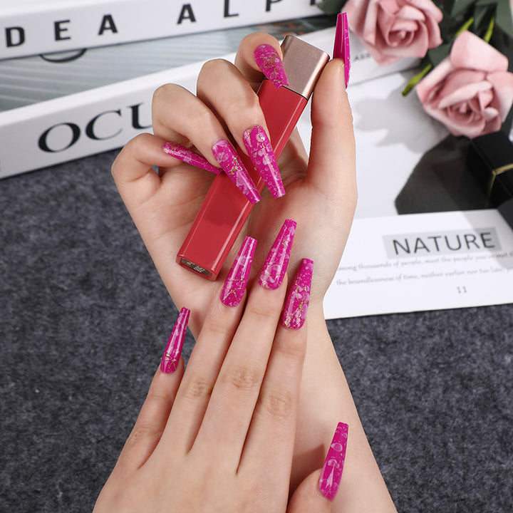 Artificial nails in elegant geometric design Bowlift
