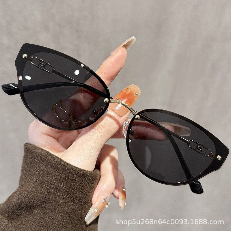 Stylish Cat Eye Sunglasses