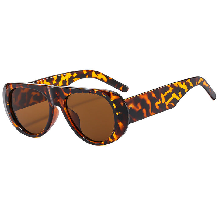 Women extraordinary sunglasses in trendy tortoiseshell design Bowlift