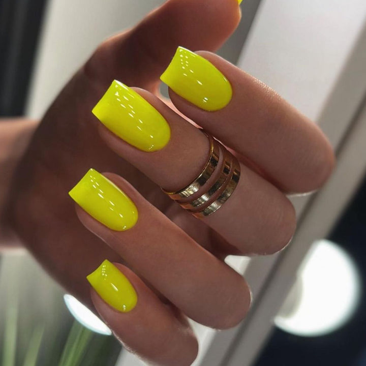 Glossy Gel Nail Art Extensions Bowlift