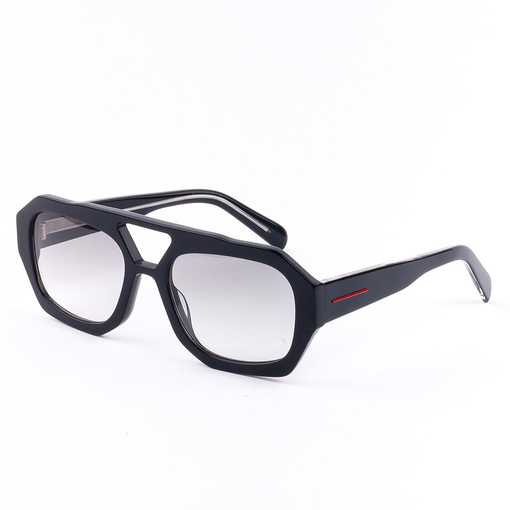 Women's trendy sunglasses in modern frame design Bowlift