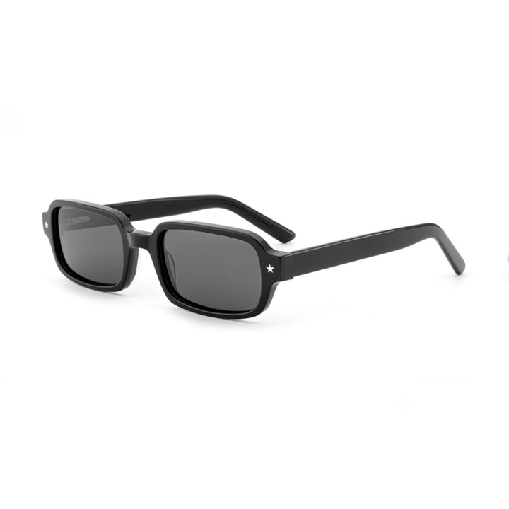 Women's sunglasses in a modern, square design with a sturdy frame Bowlift