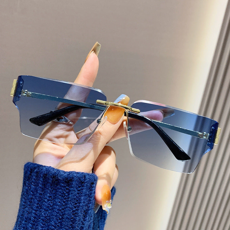 Women's fashionable square sunglasses with luxurious frame and polarized lenses Bowlift