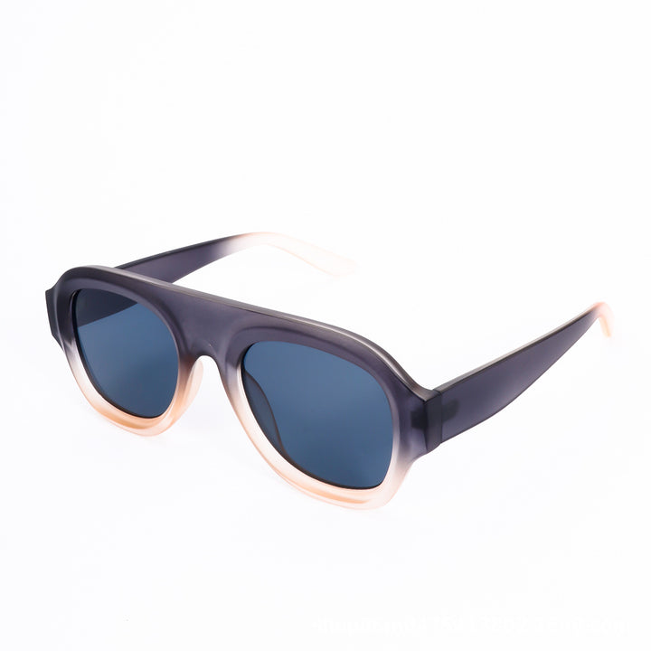 Women Designer Glasses in Retro Style Bowlift