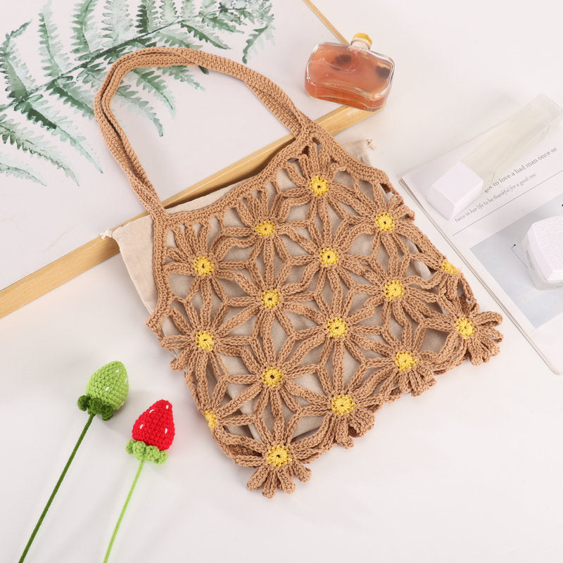 Handcrafted flower pattern shopper bag Bowlift