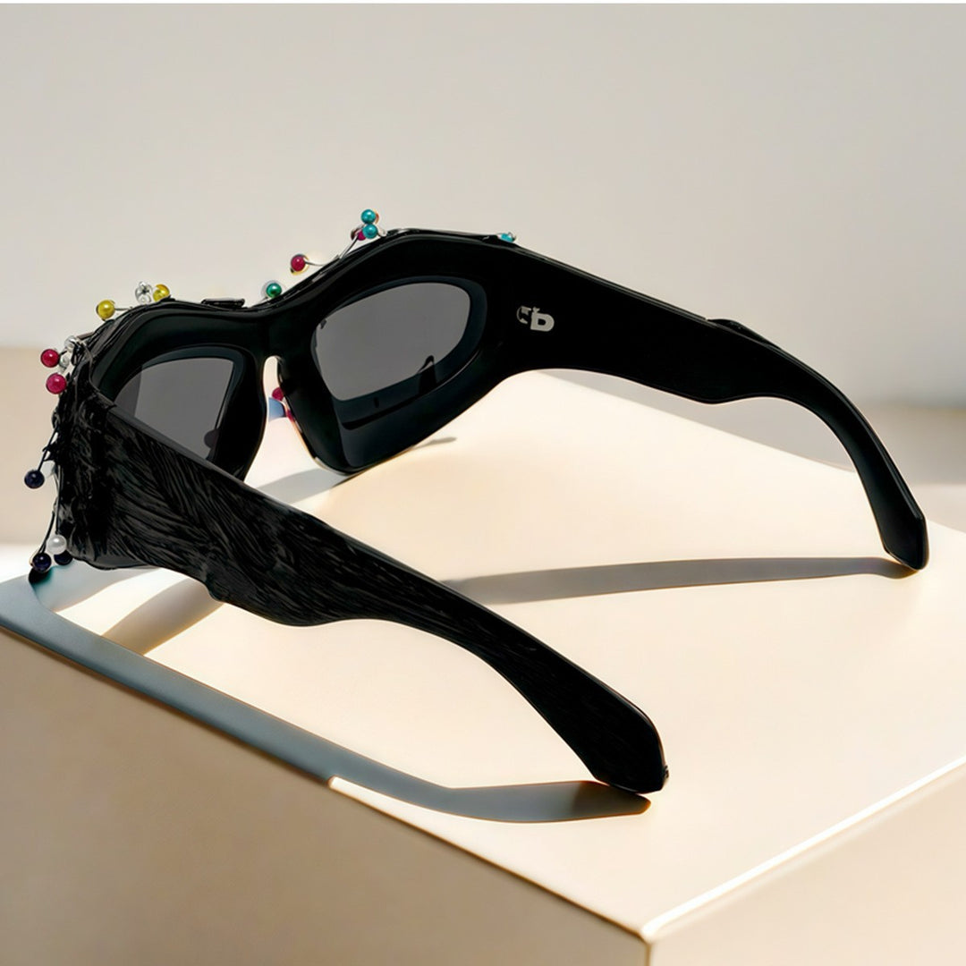 Ladies Creative Design Sunglasses with Innovative Accent Bowlift