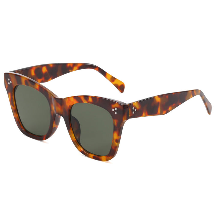 Ladies fashionable sunglasses in stylish Cat-Eye design Bowlift