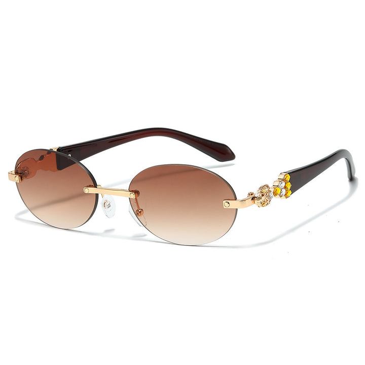 Fashion-Forward Decorative Oval Sunglasses Bowlift