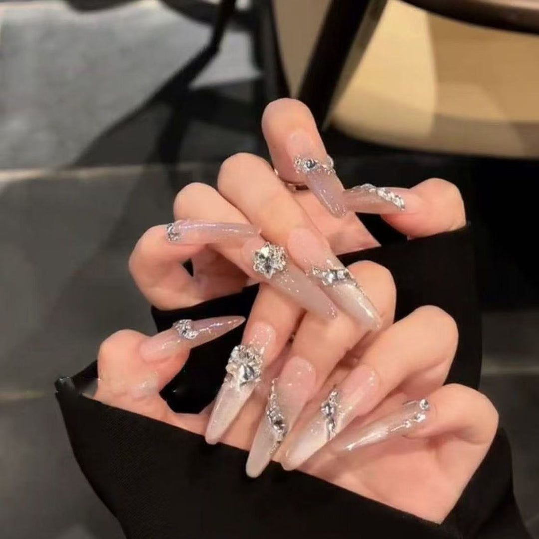 Exquisite Crystal-Embellished Press-On Nails Bowlift