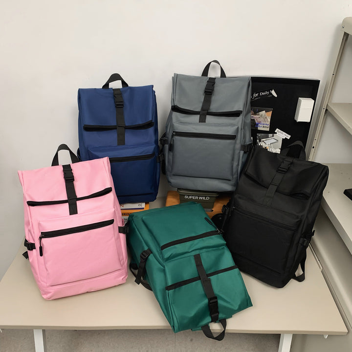 Multifunctional Backpack with Practical Rolltop Closure Bowlift