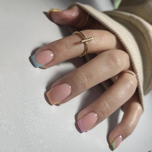Artistic nail decoration with delicate gradient and elegant tips Bowlift