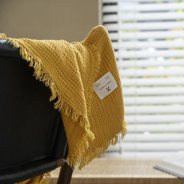 Women's cozy waffle textured blanket Bowlift