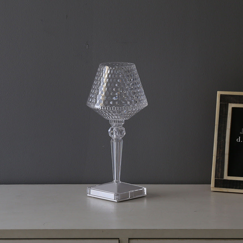 Liesbeth Crystal Lamp – Luxury Table Lamp with USB Charging Function Bowlift