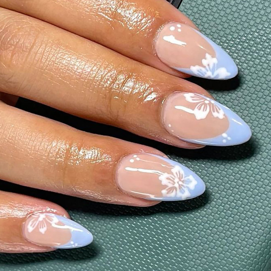 Elegant Floral-Design Stiletto Press-On Nails Bowlift