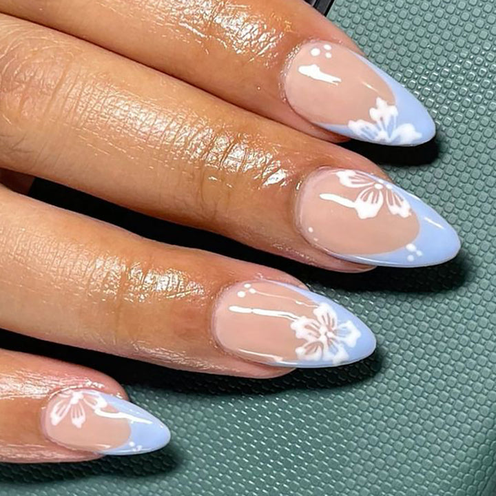 Elegant Floral-Design Stiletto Press-On Nails Bowlift