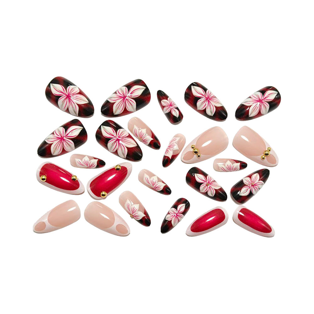 Artificial nails with floral 3D designs and elegant accents Bowlift