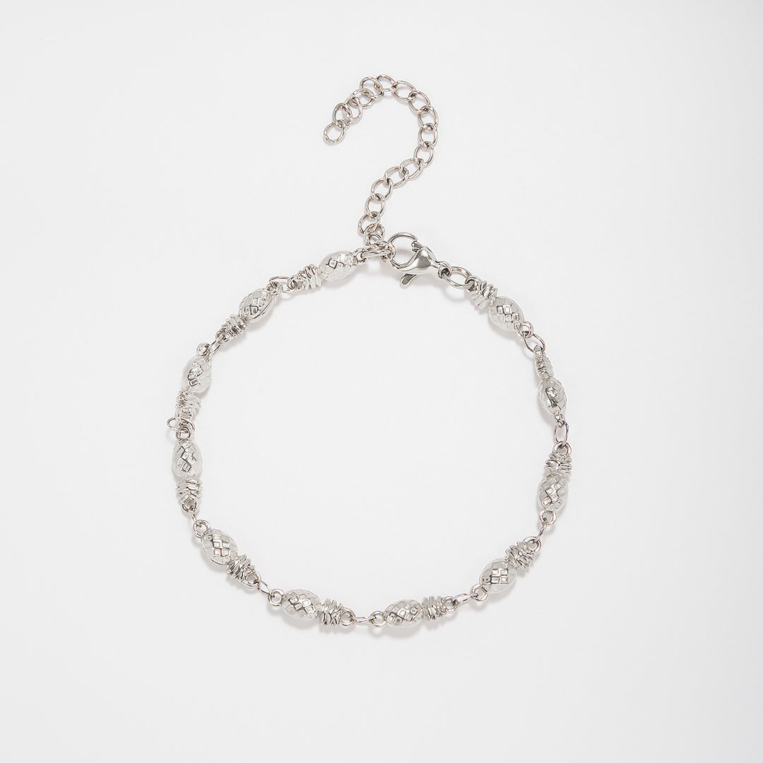 Intricate Textured Chain Bracelet Bowlift