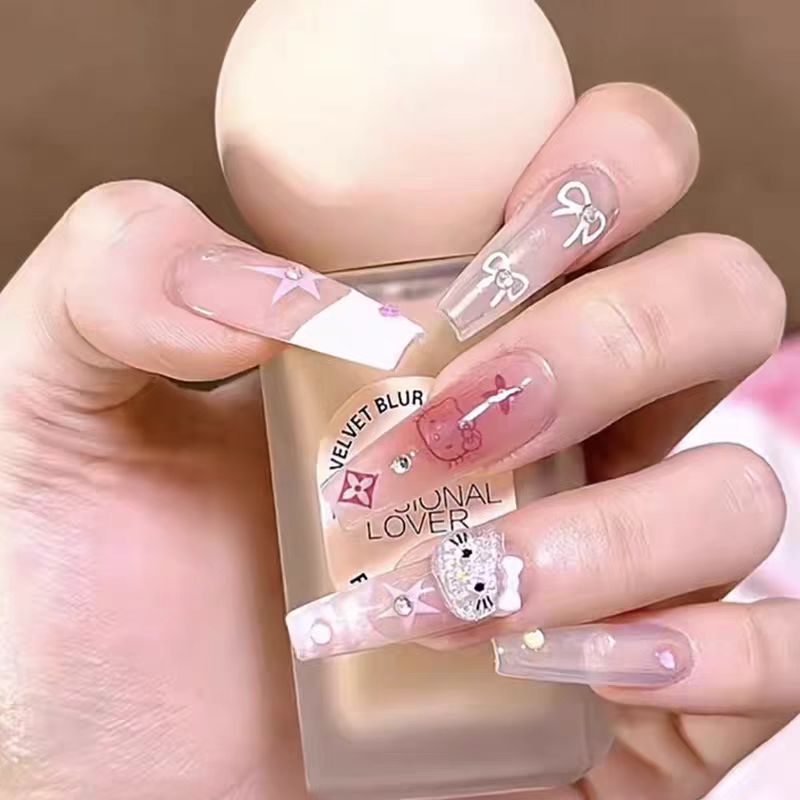 Elegant Stiletto Press-On Nails with Floral Design Bowlift